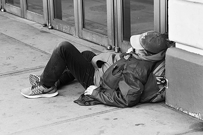 Homeless : Street Life : New York : Personal Photo Projects : Photos : Richard Moore : Photographer